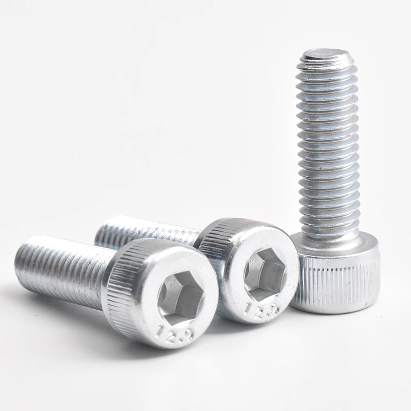 Hvad er de specifikke anvendelser af galvaniserede hex -stikkapsskruer?